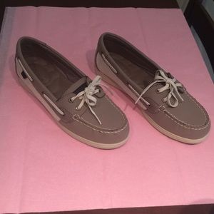 EUC Sperry slipons